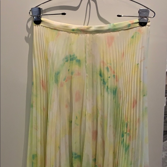 Alice + Olivia floral print maxi skirt - Picture 5 of 7